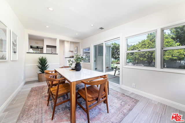 2722 Granville Avenue, Los Angeles CA: https://media.crmls.org/mediaz/84251600-cd1d-4ea0-bef5-68dd011b81d8.jpg
