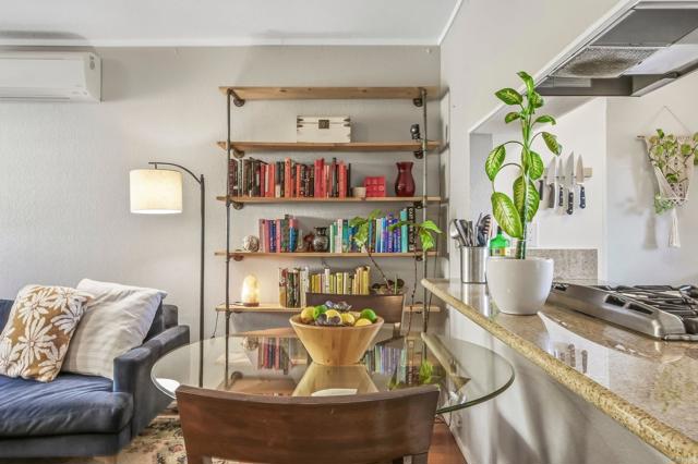 Image 7 of 38 For 4847 Parks Avenue 25