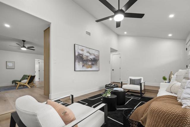 Detail Gallery Image 6 of 47 For 1607 Bubbling Well Dr, San Diego,  CA 92154 - 5 Beds | 3 Baths