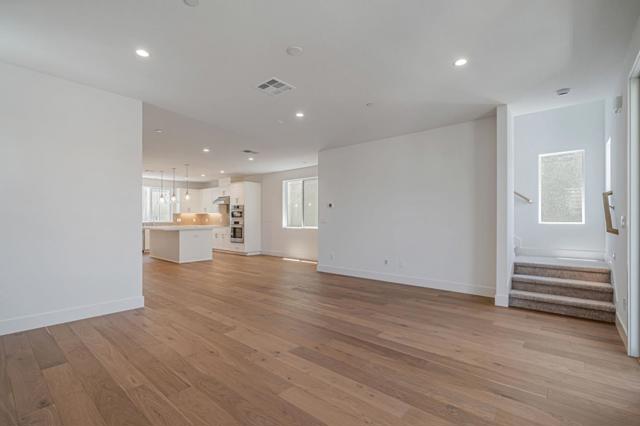 1021 Sinopia Terrace, San Ramon CA: https://media.crmls.org/mediaz/8427047a-5cfb-4e7f-8be3-b51cc969998a.jpg