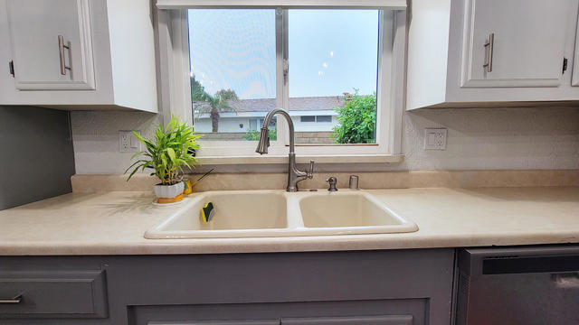 34610 Branding Iron Lane, Thousand Palms CA: https://media.crmls.org/mediaz/8427143e-3773-4411-b980-1701f3302b88.jpg