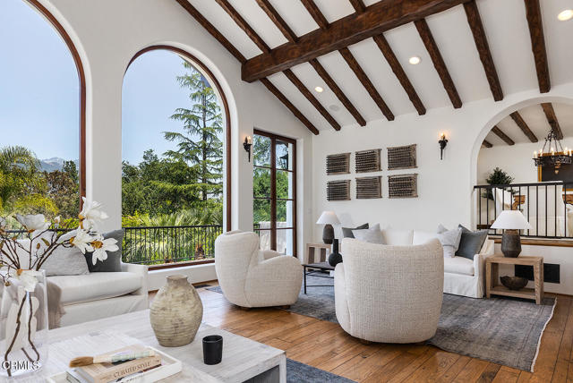 Detail Gallery Image 8 of 77 For 4144 Chevy Chase Dr, La Canada Flintridge,  CA 91011 - 5 Beds | 4/4 Baths