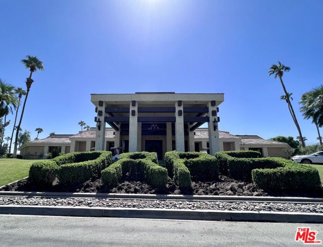 Clubhouse at entrance
