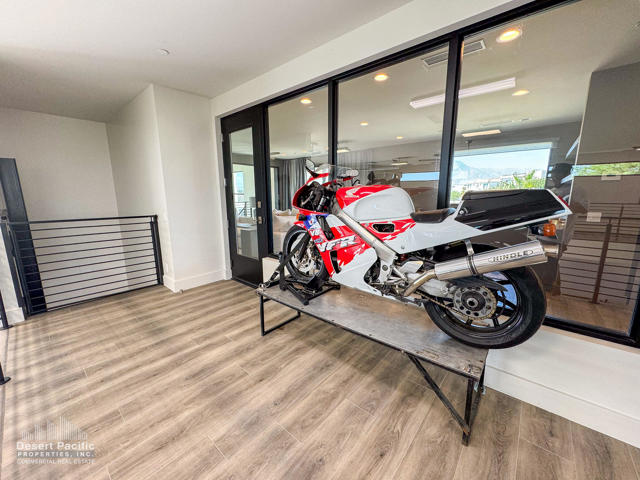 61680 Fullerton Dr, Thermal CA: https://media.crmls.org/mediaz/842876d0-e801-4a9d-a03a-aec1648fc519.jpg