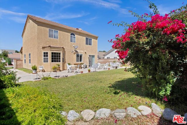 350 Foxboro Drive, Walnut CA: https://media.crmls.org/mediaz/8429acb7-8a6b-4141-b41d-51173f286c07.jpg