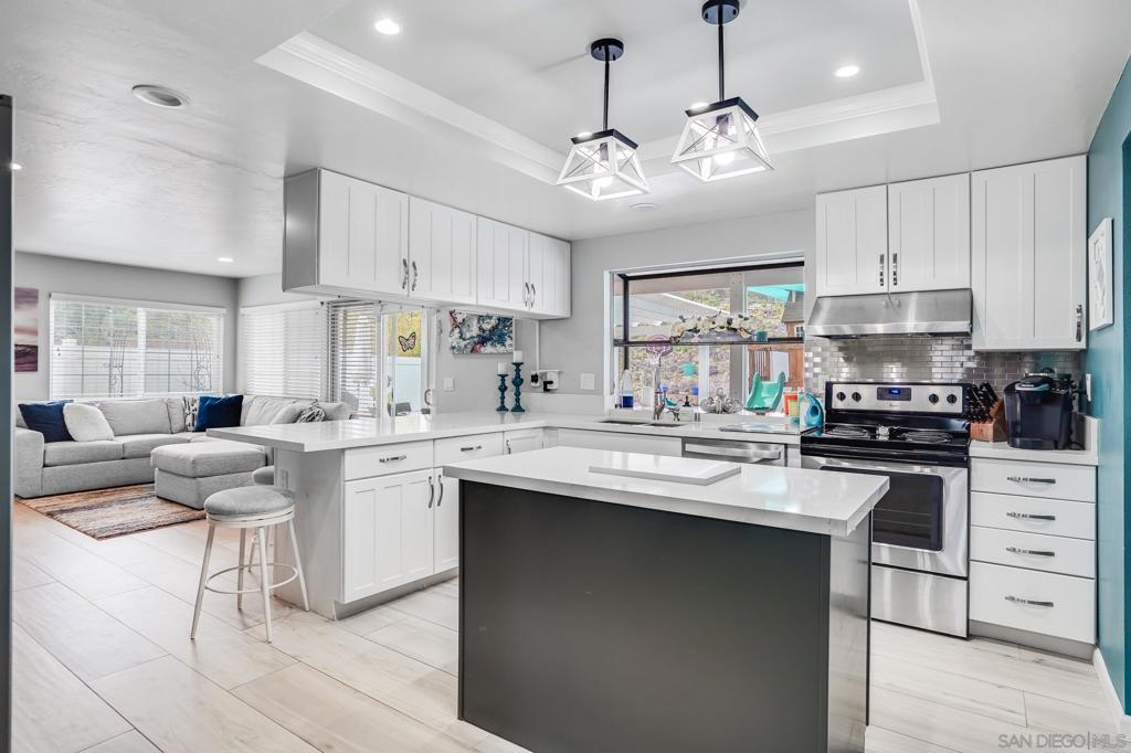 4104 Tambor Rd, San Diego, CA 92124