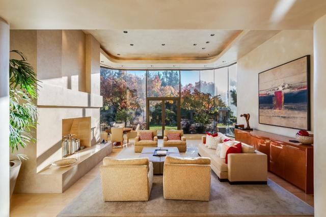 26140 Rancho Manuella Lane, Los Altos Hills CA: https://media.crmls.org/mediaz/842b98f9-cdea-42df-89ad-367237aba816.jpg