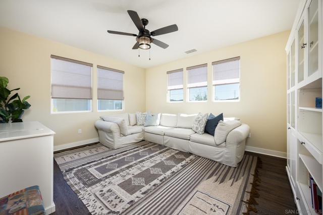 7152 Sitio Corazon, Carlsbad CA: https://media.crmls.org/mediaz/842b9b61-0d16-4391-9663-d8e60ea62fde.jpg