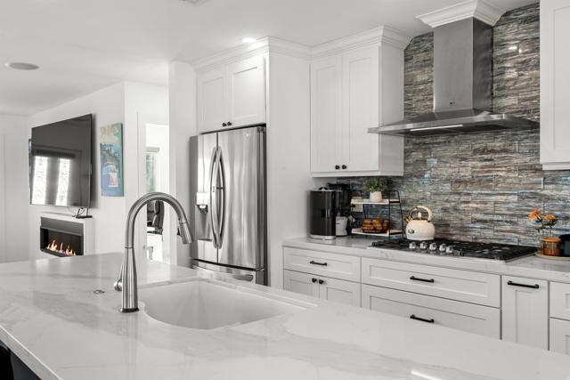 3120 Poe Street, San Diego CA: https://media.crmls.org/mediaz/842bb435-23ff-48ec-bda4-fabc5aa35c7a.jpg