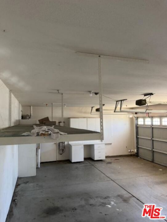1808 Fallbrook Oaks Court, Fallbrook CA: https://media.crmls.org/mediaz/842bb729-08c6-4e39-b70e-61a88d6b7ef8.jpg