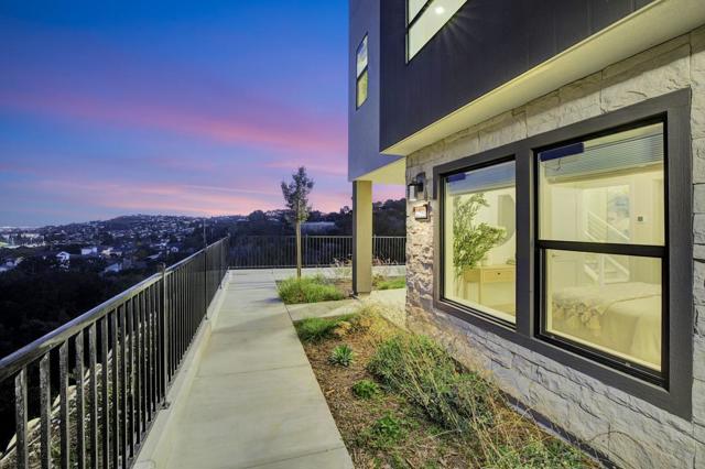 2500 Sage Street, San Mateo CA: https://media.crmls.org/mediaz/842bfeed-e564-419c-8453-e93c5b3b8c95.jpg