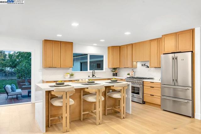 4374 Emory Way, Livermore CA: https://media.crmls.org/mediaz/842c4e7d-8c86-4f5a-990f-739471253620.jpg