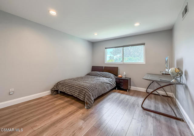 23225 Cass Avenue, Woodland Hills CA: https://media.crmls.org/mediaz/842cf132-3e6c-43f3-b013-c13b24427171.jpg