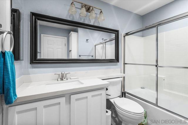 700 Lido Park Dr, Newport Beach CA: https://media.crmls.org/mediaz/842d1fe5-5941-4cc0-a790-8179063ba0ba.jpg