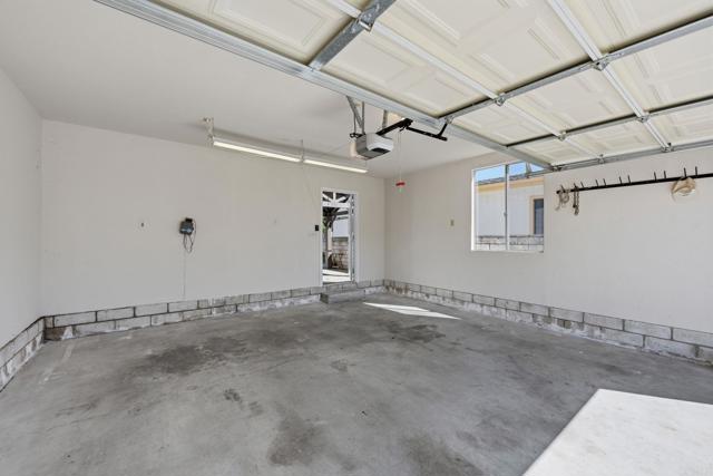 Detail Gallery Image 32 of 40 For 647 via Costa Rica, Vista,  CA 92081 - 3 Beds | 2 Baths