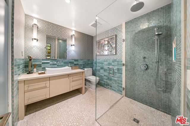 655 Oak Springs Lane, Santa Barbara CA: https://media.crmls.org/mediaz/842d690e-1f71-4bb8-ac79-e9e118be6215.jpg