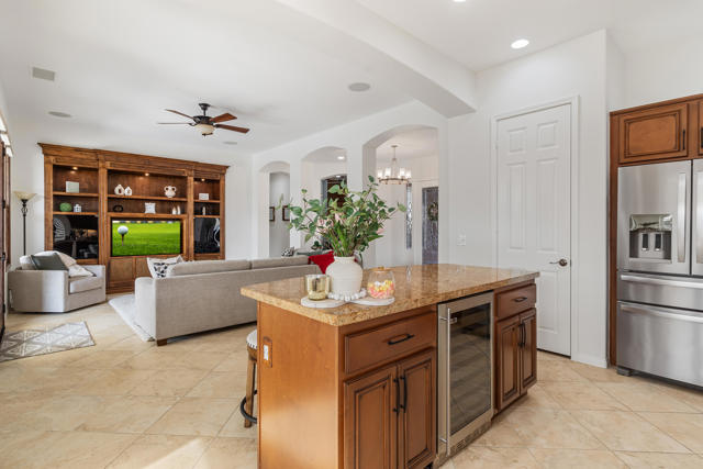 60612 Lace Leaf Court, La Quinta CA: https://media.crmls.org/mediaz/842ecb5d-da66-4be7-a83e-3a372e81f76c.jpg