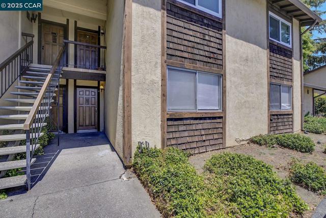 1440 Reganti Pl, Concord CA: https://media.crmls.org/mediaz/842ee24a-49fb-4721-8484-d113eedf7d7a.jpg