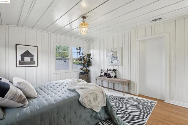3064 E 15Th St, Oakland CA: https://media.crmls.org/mediaz/842f4b28-851f-4141-bb7a-469a0cc435fa.jpg