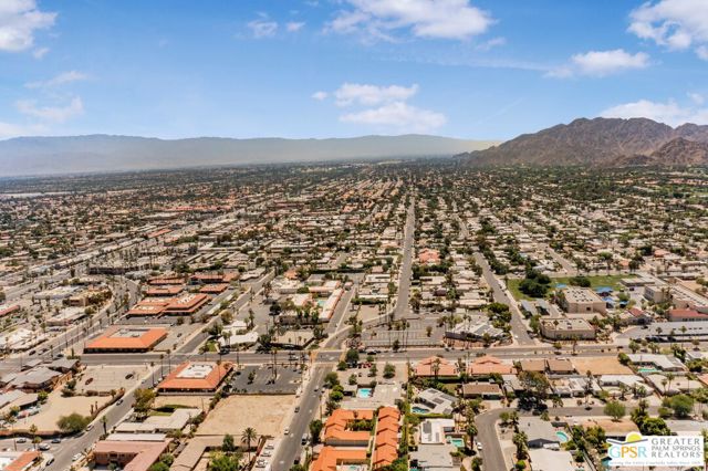 73940 Mountain View Avenue, Palm Desert CA: https://media.crmls.org/mediaz/8430b87e-3339-4f78-a8c3-f635c7c9d030.jpg