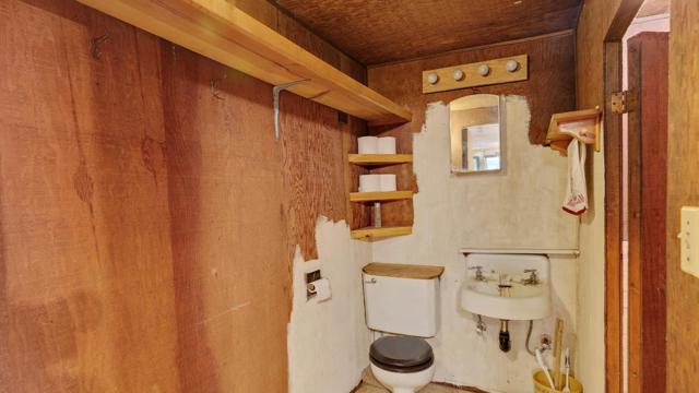 526 Lower Locksley Road, Boulder Creek CA: https://media.crmls.org/mediaz/84311374-8a71-4698-814d-202b1ac0bffa.jpg