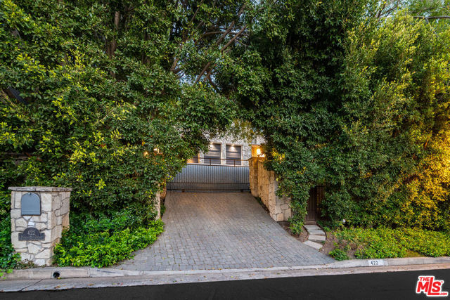 Drew Fenton | 422 Parkwood Drive Los Angeles CA | MLS: 7209274