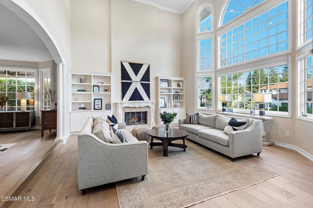 29621 Ridgeway Drive, Agoura Hills CA: https://media.crmls.org/mediaz/84335229-5d9f-4a9c-a5fb-9ccd42749ae7.jpg
