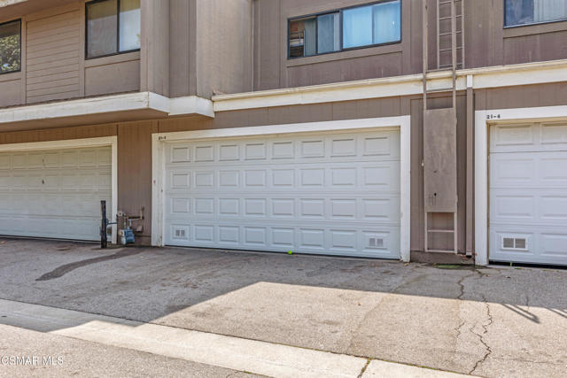 12521 Bradley Avenue, Sylmar CA: https://media.crmls.org/mediaz/8433baa3-e469-4071-98cf-9ea94247d512.jpg