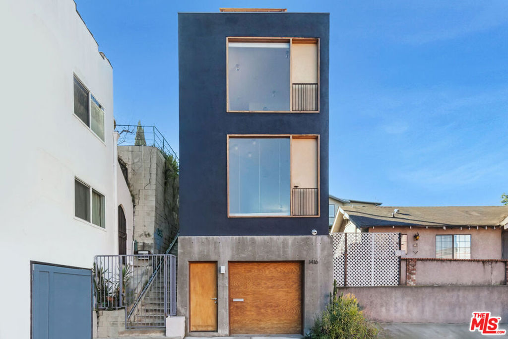 1416 Fairbanks Place