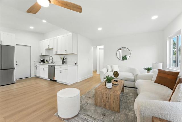 Detail Gallery Image 9 of 30 For 5885 Lynn St, San Diego,  CA 92105 - 3 Beds | 2 Baths