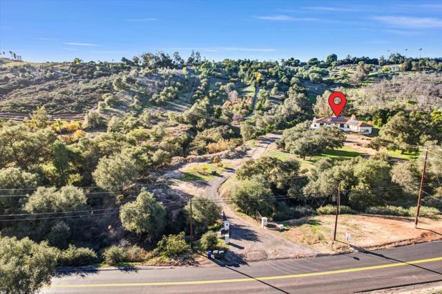 33140 Lilac Road, Valley Center CA: https://media.crmls.org/mediaz/84348e2c-020c-47e5-b0ca-f53f98c26bb0.jpg