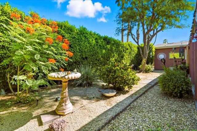 73974 Zircon W Circle, Palm Desert CA: https://media.crmls.org/mediaz/8434cd41-989f-4b87-918b-b39990d366be.jpg