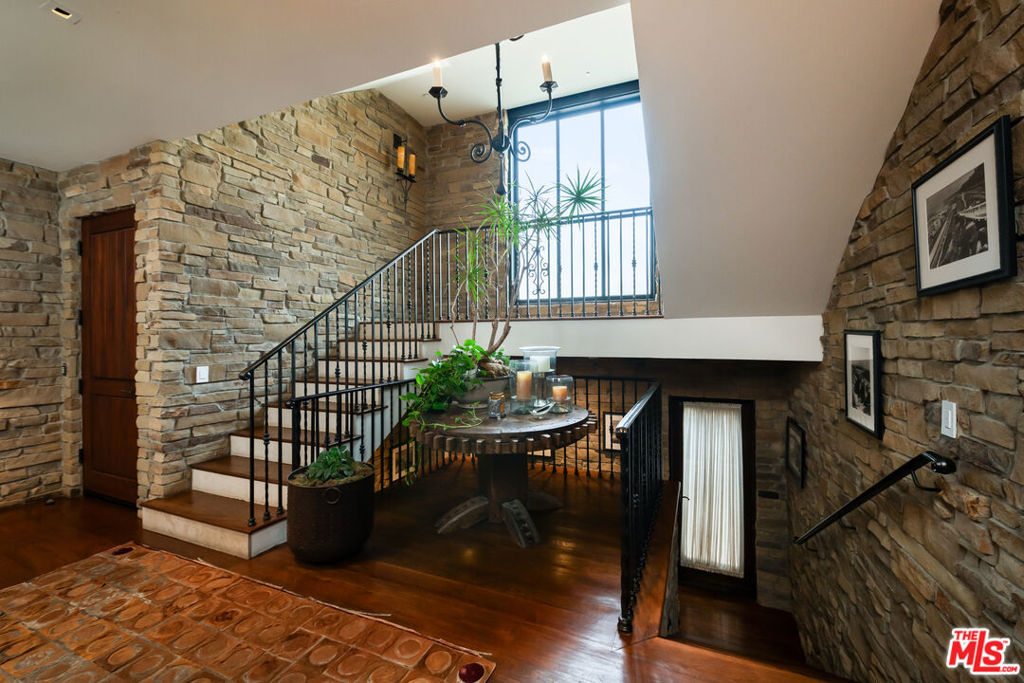 MLS #26646235 image #16