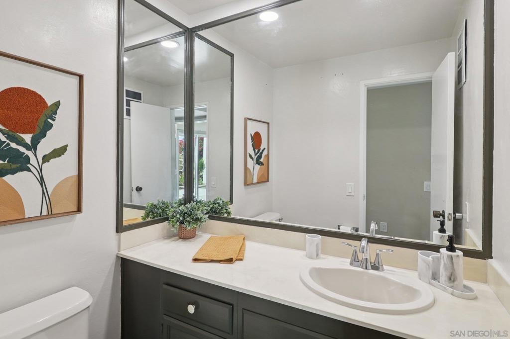 MLS #250039467SD image #11