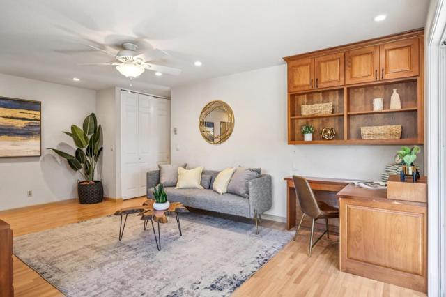 94 Flynn Avenue, Mountain View CA: https://media.crmls.org/mediaz/84379d79-6fa1-466b-87a5-14cab9fa8378.jpg