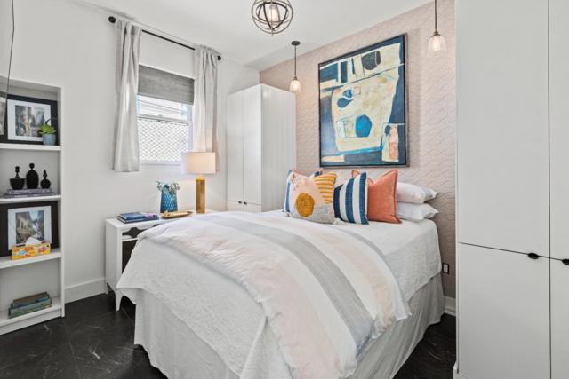 950 Noe Street, San Francisco CA: https://media.crmls.org/mediaz/8437f5aa-accb-453a-8be0-b1b2d73a2ac7.jpg