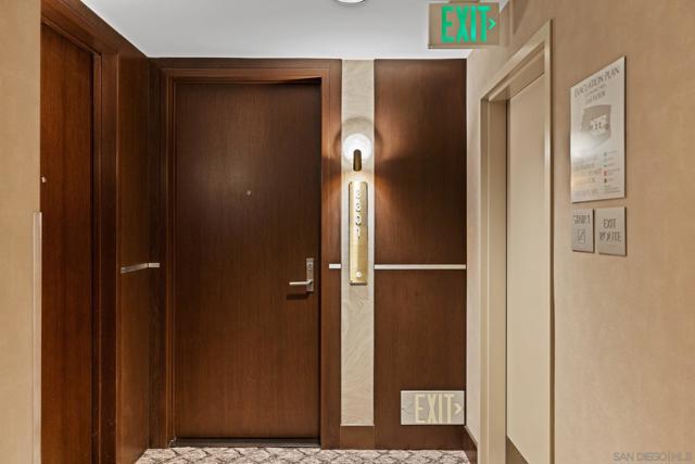 1325 Pacific Hwy, San Diego CA: https://media.crmls.org/mediaz/84381466-4147-44a8-8502-8c6b2cbc7ab9.jpg