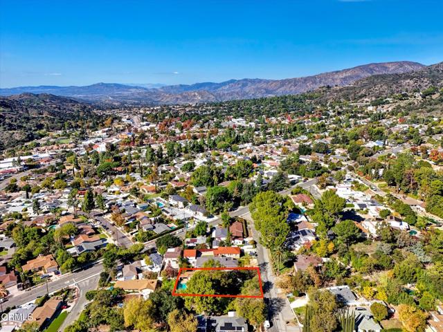 Detail Gallery Image 44 of 49 For 3942 Los Olivos Ln, Glendale,  CA 91214 - 3 Beds | 2 Baths
