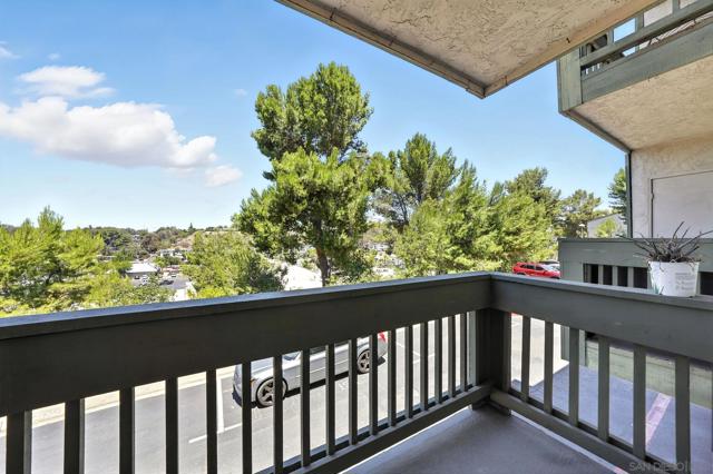 3930 60th Street, San Diego CA: https://media.crmls.org/mediaz/843c67e7-b1e6-41ab-8272-89a80eed2bb7.jpg