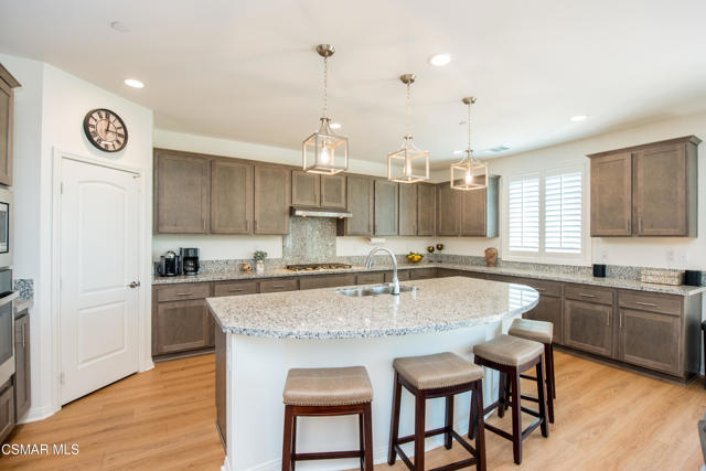 11534 Alana Lane, Beaumont CA: https://media.crmls.org/mediaz/843ca34d-2280-4903-a8d3-017a26d37cb1.jpg