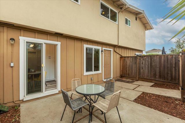 3385 La Selva Street, San Mateo CA: https://media.crmls.org/mediaz/843d5f9e-6cb0-4f56-accf-b4dfd15bbcd3.jpg