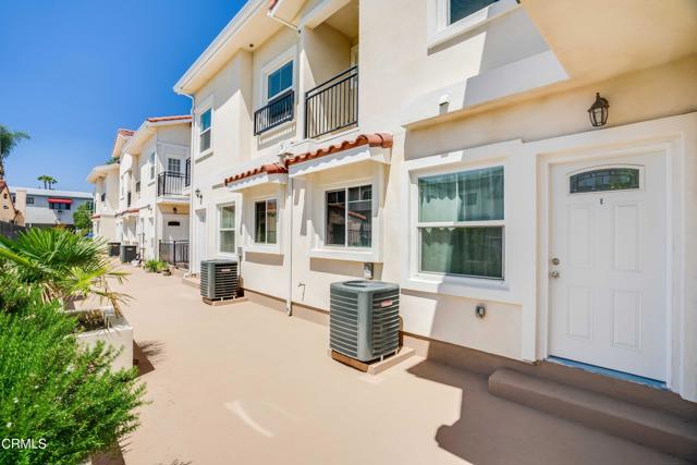 300 E Alhambra Road, Alhambra CA: https://media.crmls.org/mediaz/843e1ba9-0ac8-44dc-9fbe-fc168c25fca7.jpg
