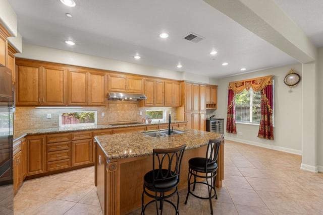 5871 Masoni Place, Gilroy CA: https://media.crmls.org/mediaz/843ed5bf-5554-4155-bd4c-148dd05b2af9.jpg