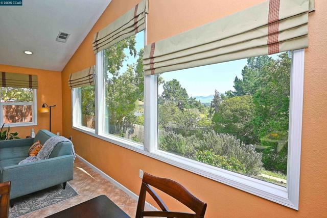 Image 3 of 28 For 1430 Piedra Dr