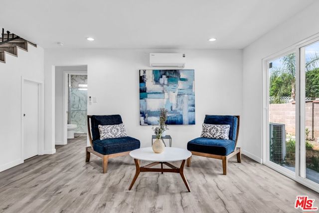 9959 Wisner Avenue, Mission Hills (San Fernando) CA: https://media.crmls.org/mediaz/843f5658-152a-4c6a-a25c-65ee5c9fc2af.jpg