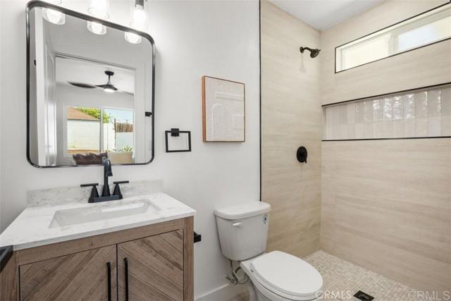 Detail Gallery Image 12 of 19 For 1708 Loretta St, Oceanside,  CA 92058 - 3 Beds | 2 Baths