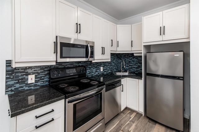 Detail Gallery Image 5 of 20 For 2650 Broadway #103,  San Diego,  CA 92102 - 1 Beds | 1 Baths