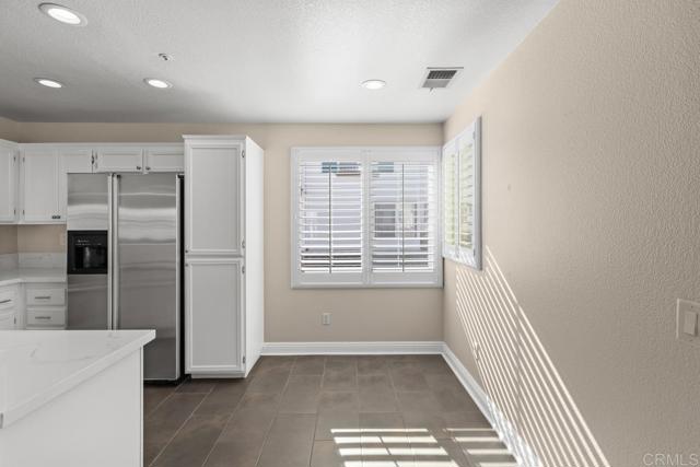 Detail Gallery Image 13 of 33 For 10254 Wateridge Cir #214,  San Diego,  CA 92121 - 2 Beds | 2/1 Baths