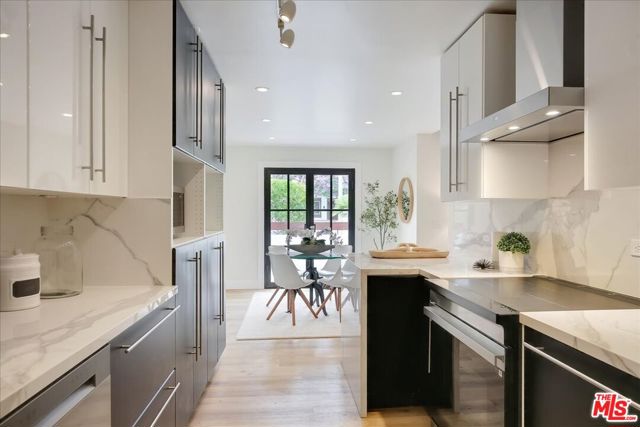 4751 Camino Del Rey, Santa Barbara CA: https://media.crmls.org/mediaz/84423314-6814-43a0-9f30-f3938af668a8.jpg