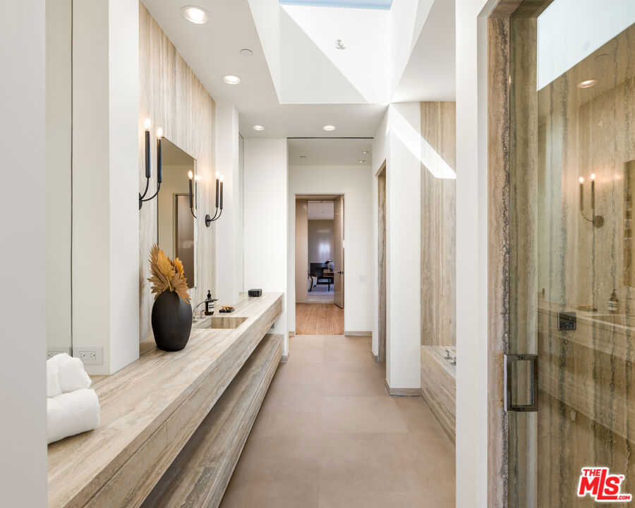MLS #26895913 image #32